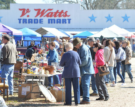 outdoor trading market