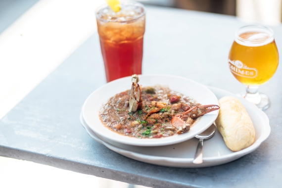 dining at The Chimes in Baton Rouge