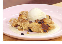 New Orleans Style Bread Pudding with Whiskey Sauce